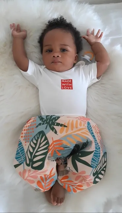 Babysets Baby Pumphose Miami und Body natur in Geschenkschachtel - neu Made with Love stylish